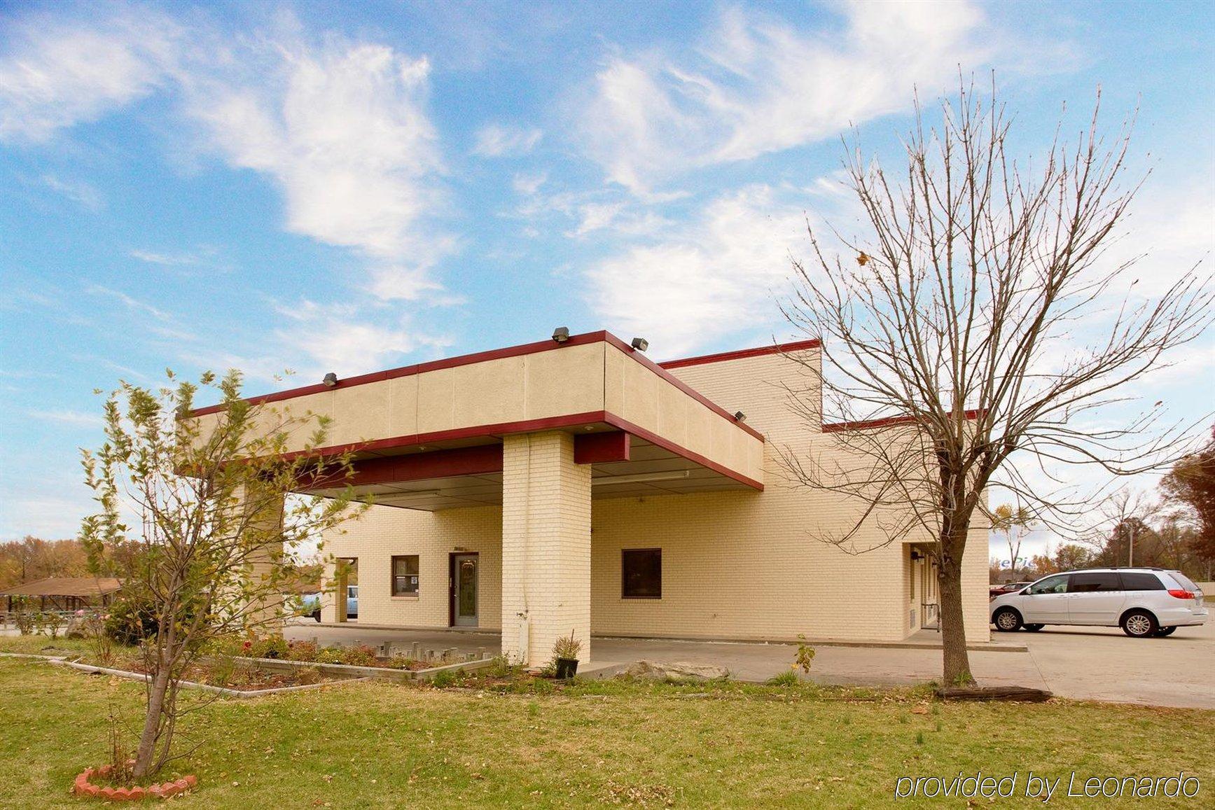Americas Best Value Inn Ullin Mounds Bagian luar foto