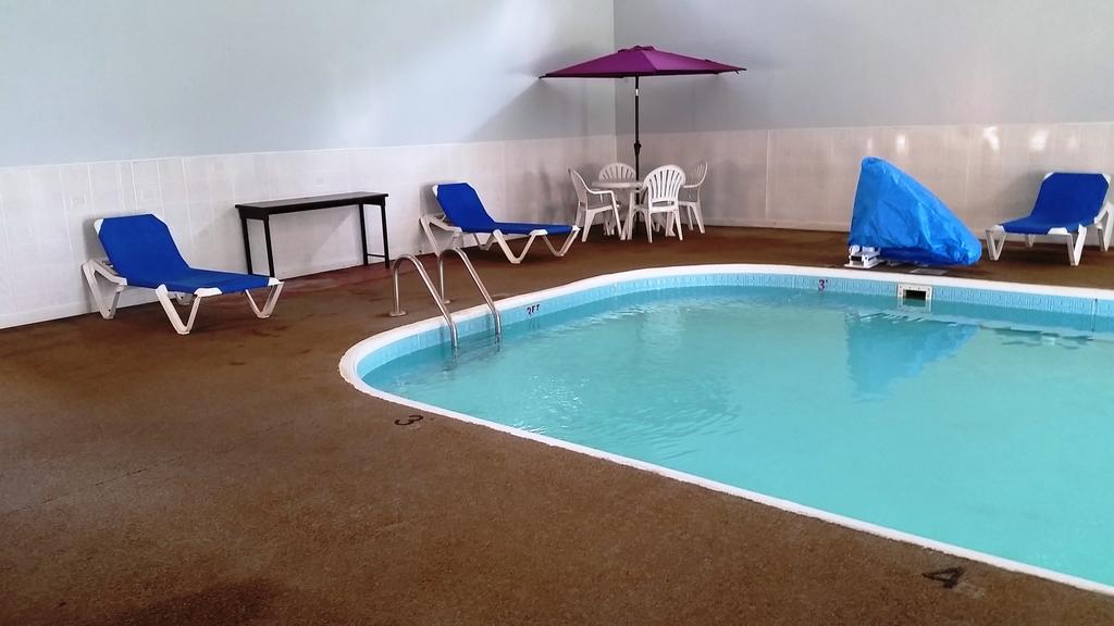 Americas Best Value Inn Ullin Mounds Bagian luar foto