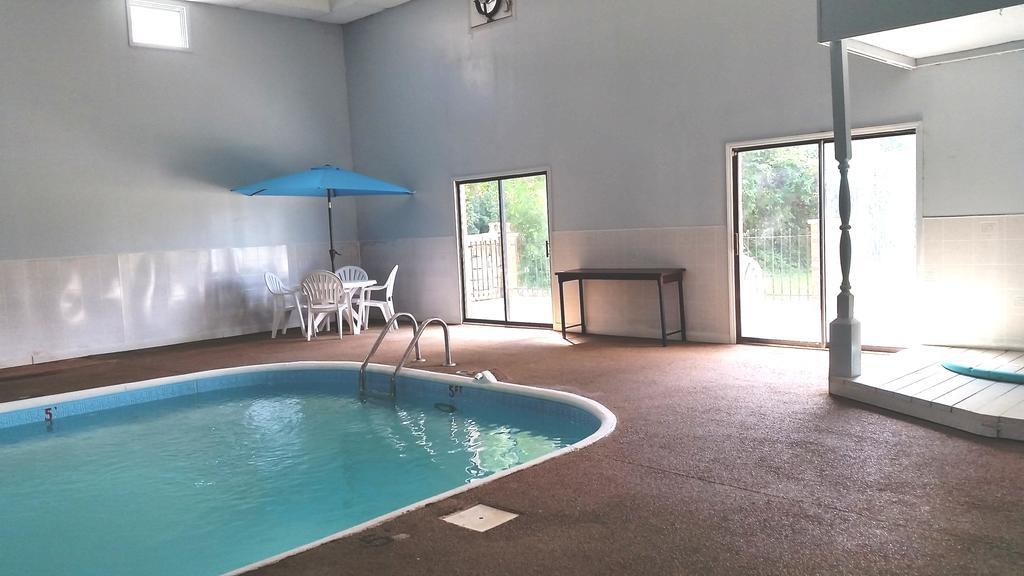 Americas Best Value Inn Ullin Mounds Bagian luar foto