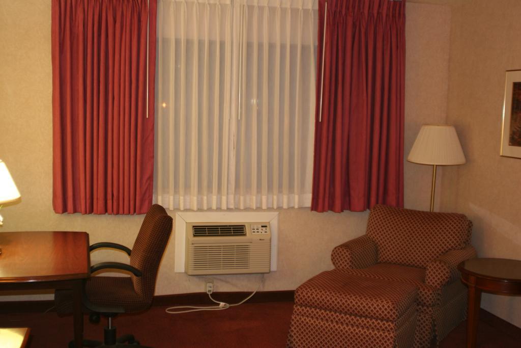 Americas Best Value Inn Ullin Mounds Bagian luar foto